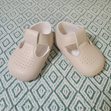 Load image into Gallery viewer, Baypod|Boys Soft Soled Shoes-Biscuit
