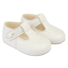 Load image into Gallery viewer, Baypods boys t bar soft sole shoes for pre walker in white
