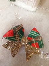 Load image into Gallery viewer, Red and Green Tartan Starlet Hairbow
